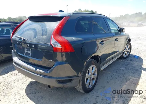 2010 Volvo Xc60 3.2 from USA, damaged, VIN YV4982DL9A2051239